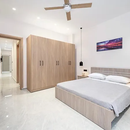 The Saltwater 1min Cos